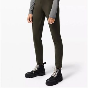 Lululemon Here to There HR Pant 7/8